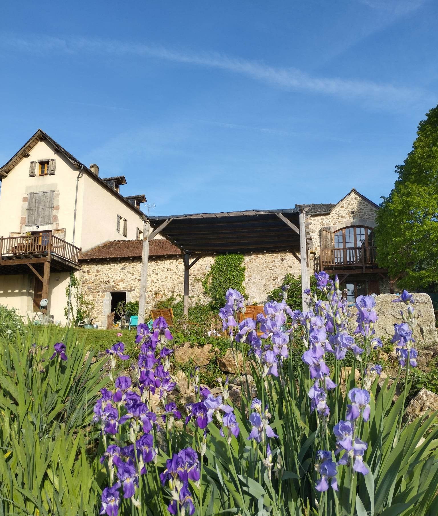 notre lieu vue du jardin